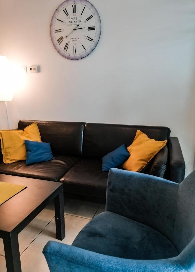 Hotel Pallone Balatonfured Bagian luar foto